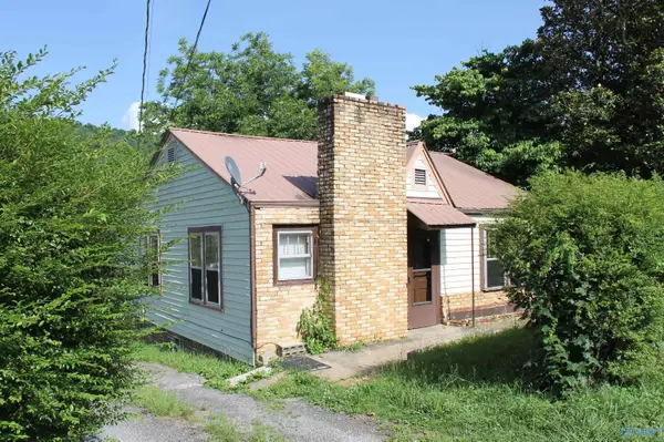 1004 N Houston Street, Scottsboro, AL 35768