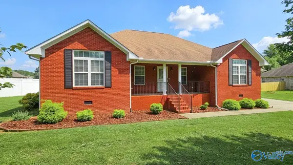 27125 Thomas Edward Drive, Athens, AL 35613