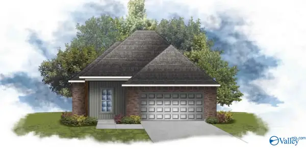152 Elledge Farm Drive, Hazel Green, AL 35750
