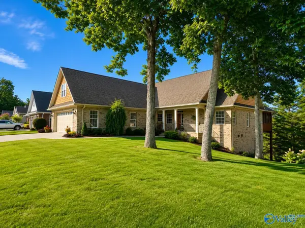 1211 River Ridge Drive, Guntersville, AL 35976