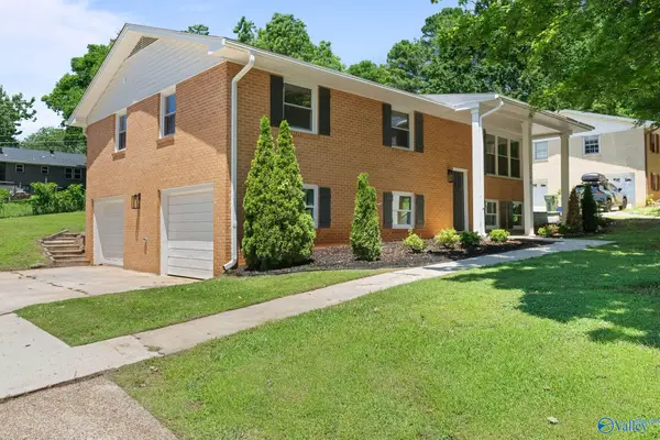 2209 Maysville Road Ne, Huntsville, AL 35811