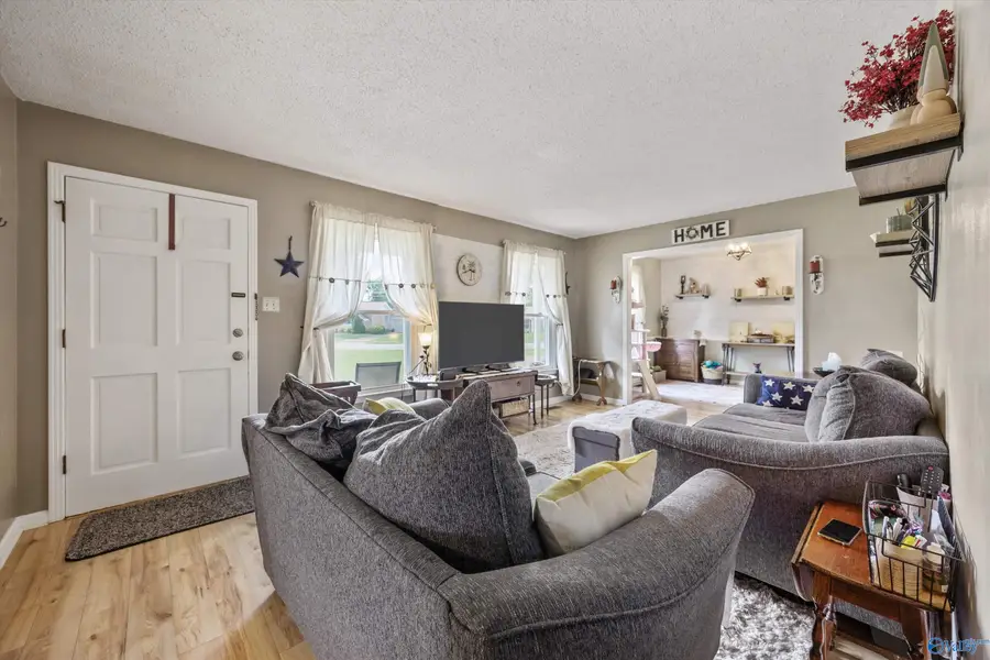 2050 English Drive Sw, Huntsville, AL 35803 - #3