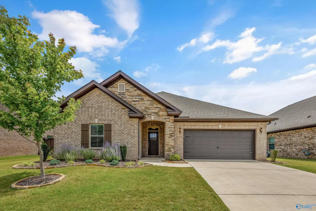 16235 Trestle Street, Huntsville, AL 35803 - #1