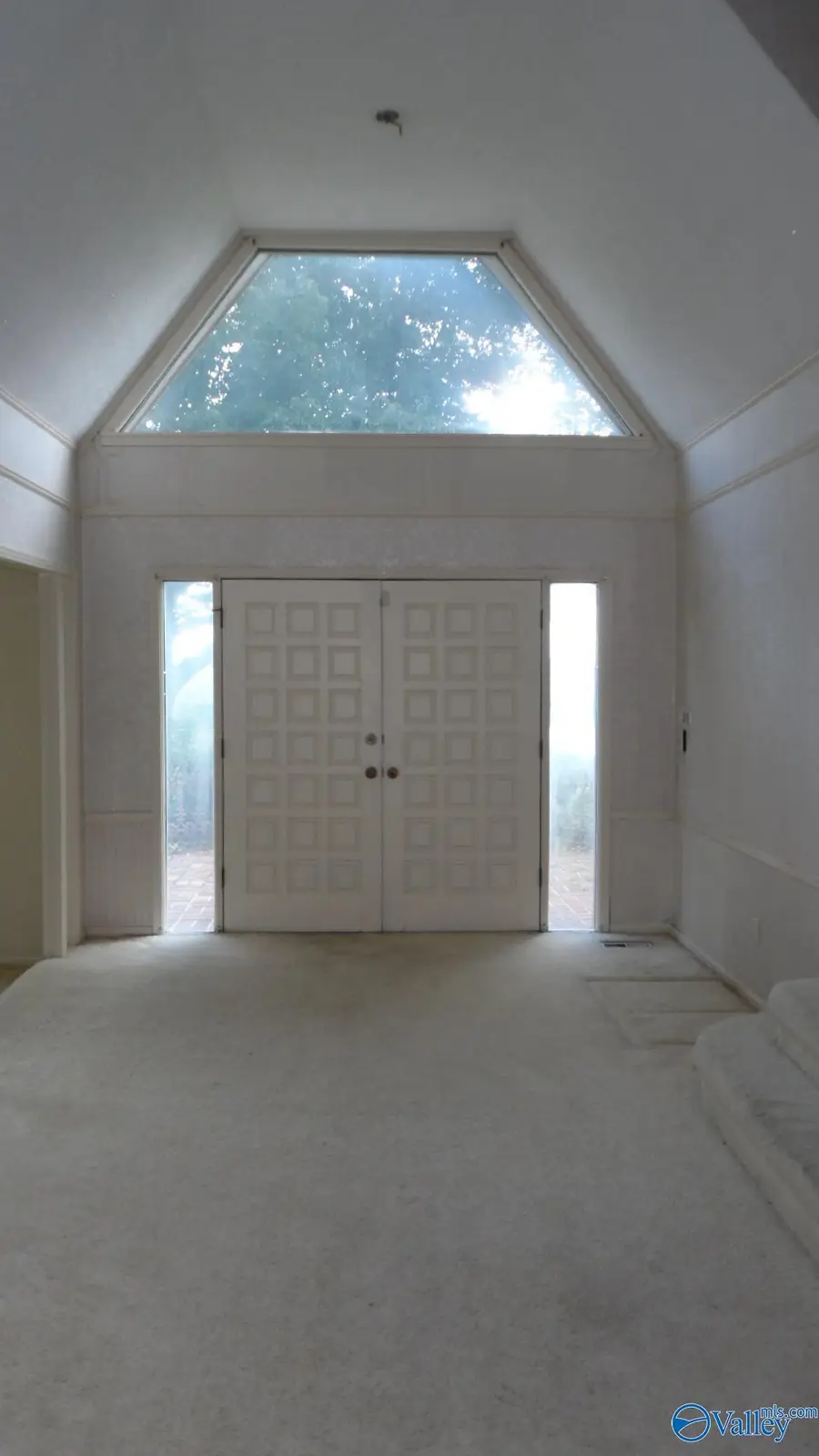 447 Riverton Drive, Rainbow City, AL 35906 - #3
