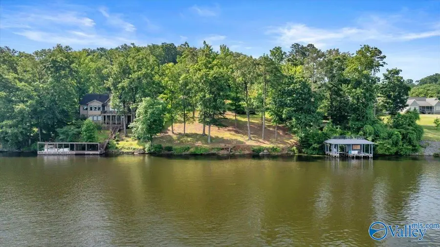 139 Monte Sano Drive, Scottsboro, AL 35769 - #2