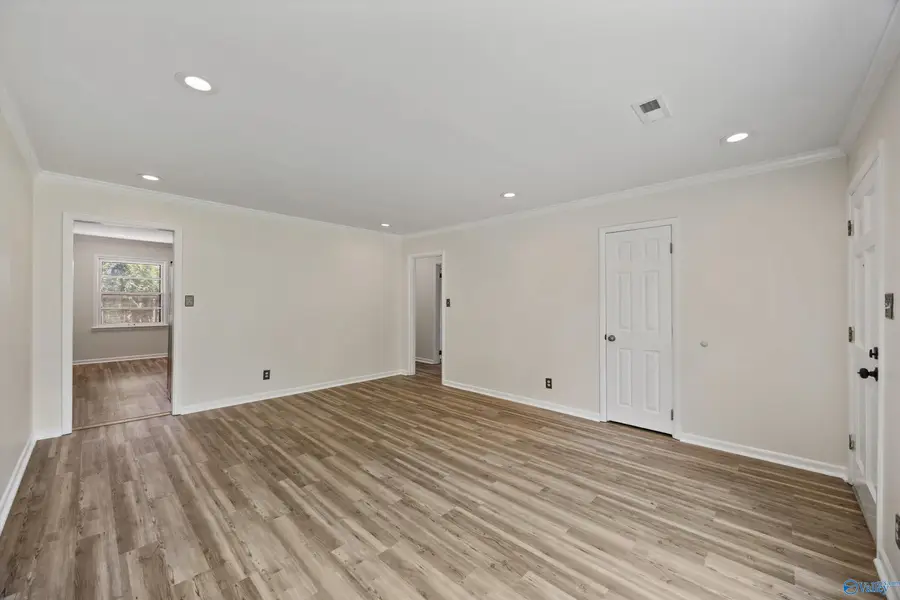 1703 Buena Vista Circle Se, Decatur, AL 35601 - #3