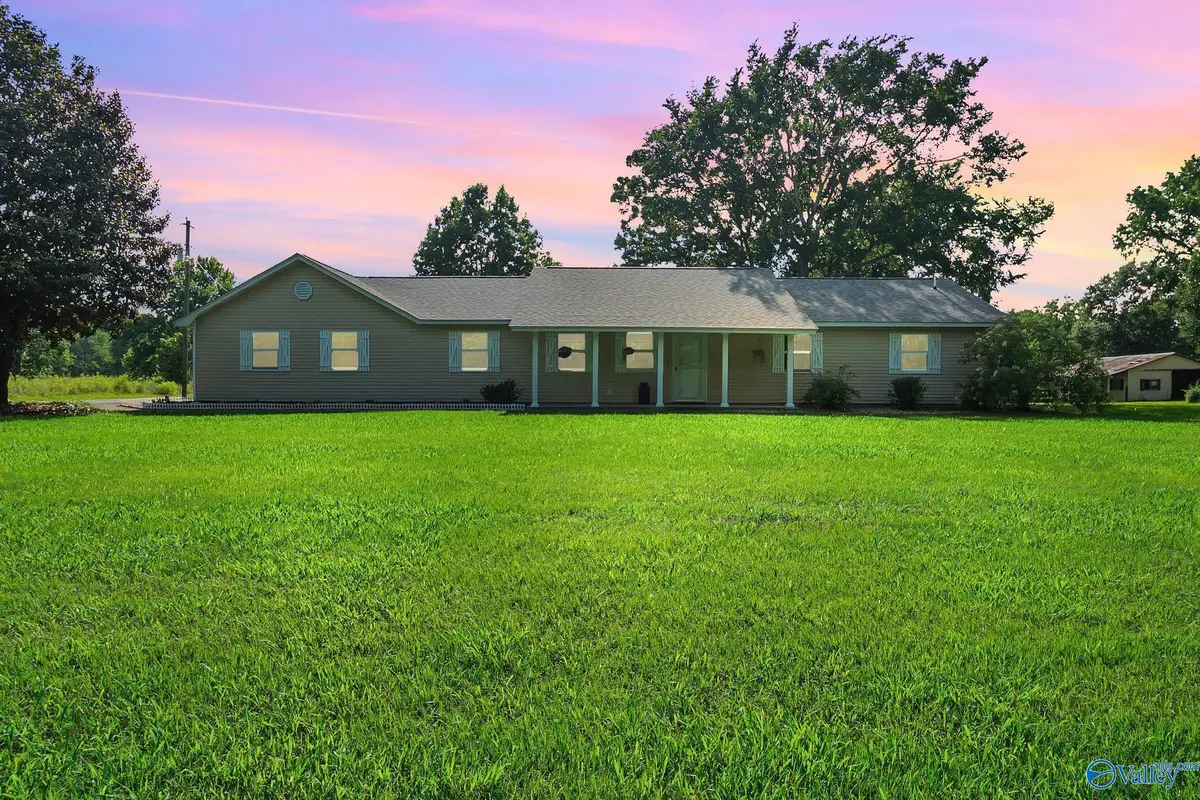 51 Collins Place Pvt Drive, Danville, AL 35619 - #1