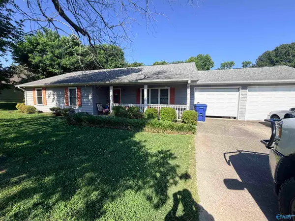 330 Ohara Dr, Albertville, AL 35950