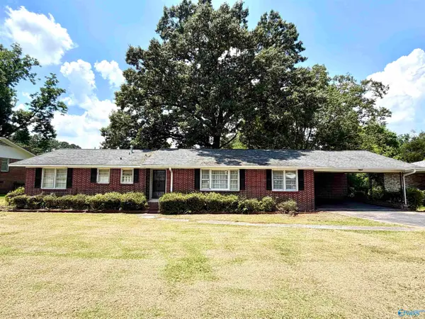 2116 Argyle Way, Gadsden, AL 35904