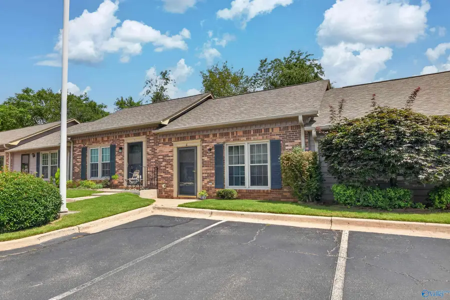 8148 Oldfield Road Sw #6, Huntsville, AL 35802 - #2