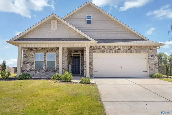302 Mistfield Street, Huntsville, AL 35811