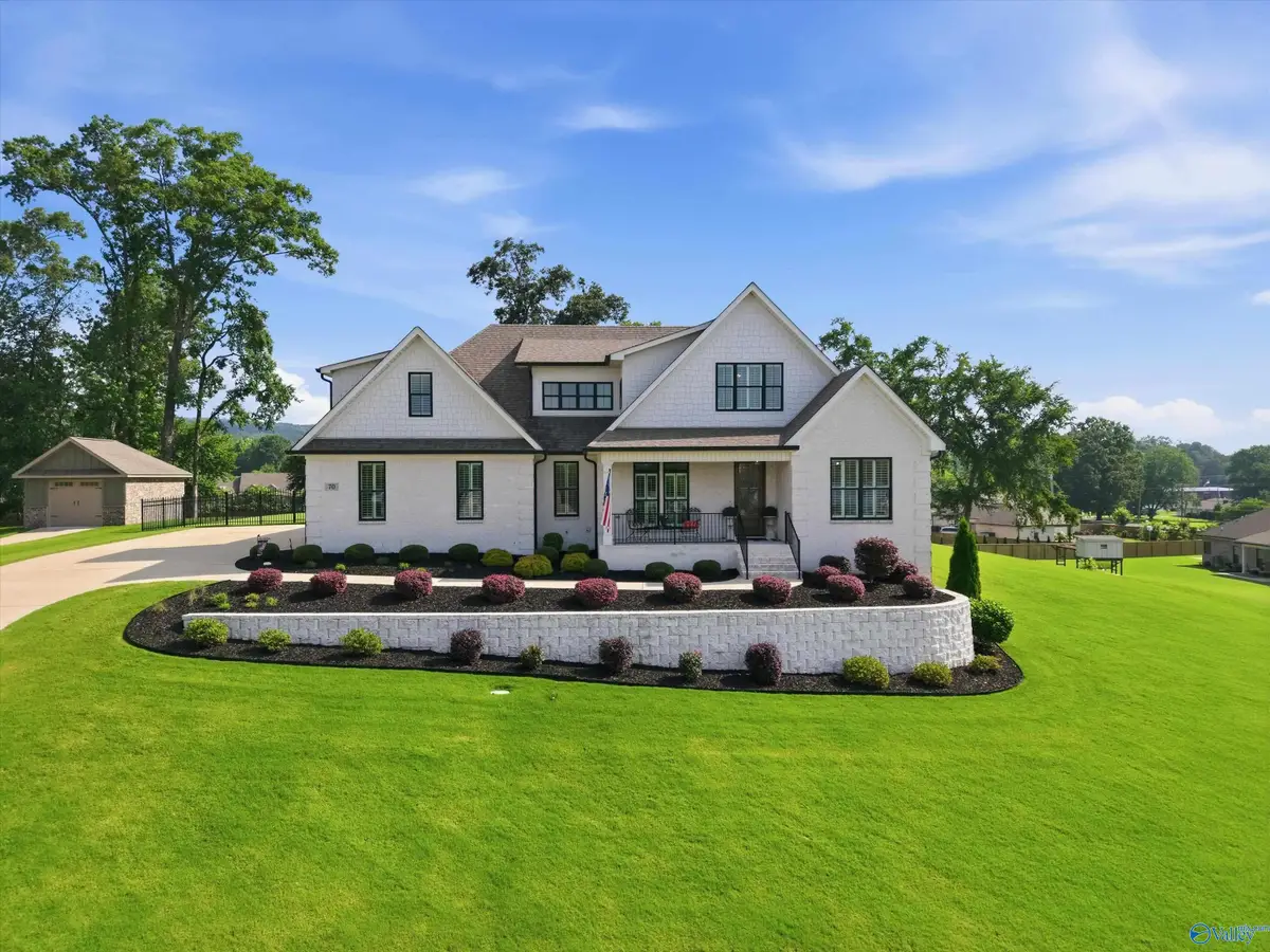 70 Natures Way, Guntersville, AL 35976 - #1