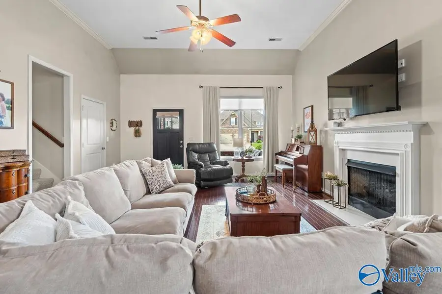 2905 Old Barn Circle, Owens Cross Roads, AL 35763 - #3