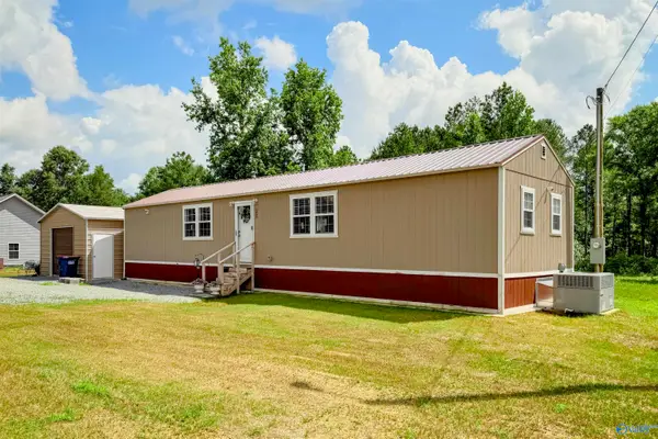 325 Old Six Mile Road, Somerville, AL 35670