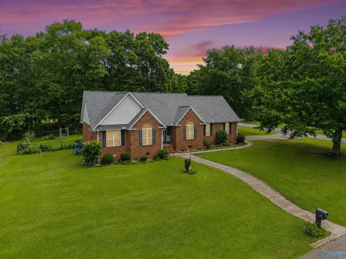 620 Preston Avenue, Albertville, AL 35950 - #1