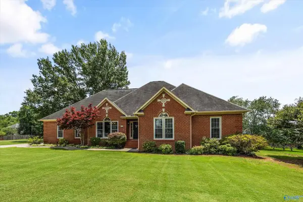 113 Lovvorn Lane, Huntsville, AL 35806