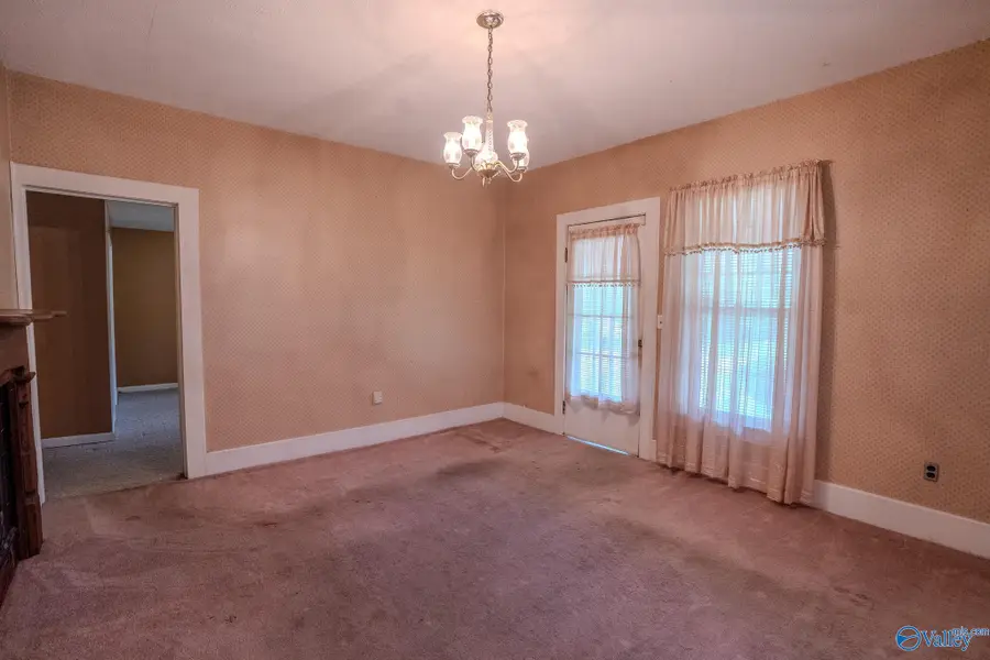 419 5th Avenue Sw, Decatur, AL 35601 - #3