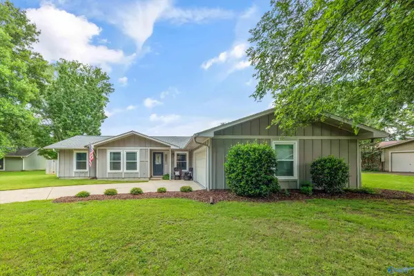 1905 West Tuliptree Drive Se, Huntsville, AL 35803