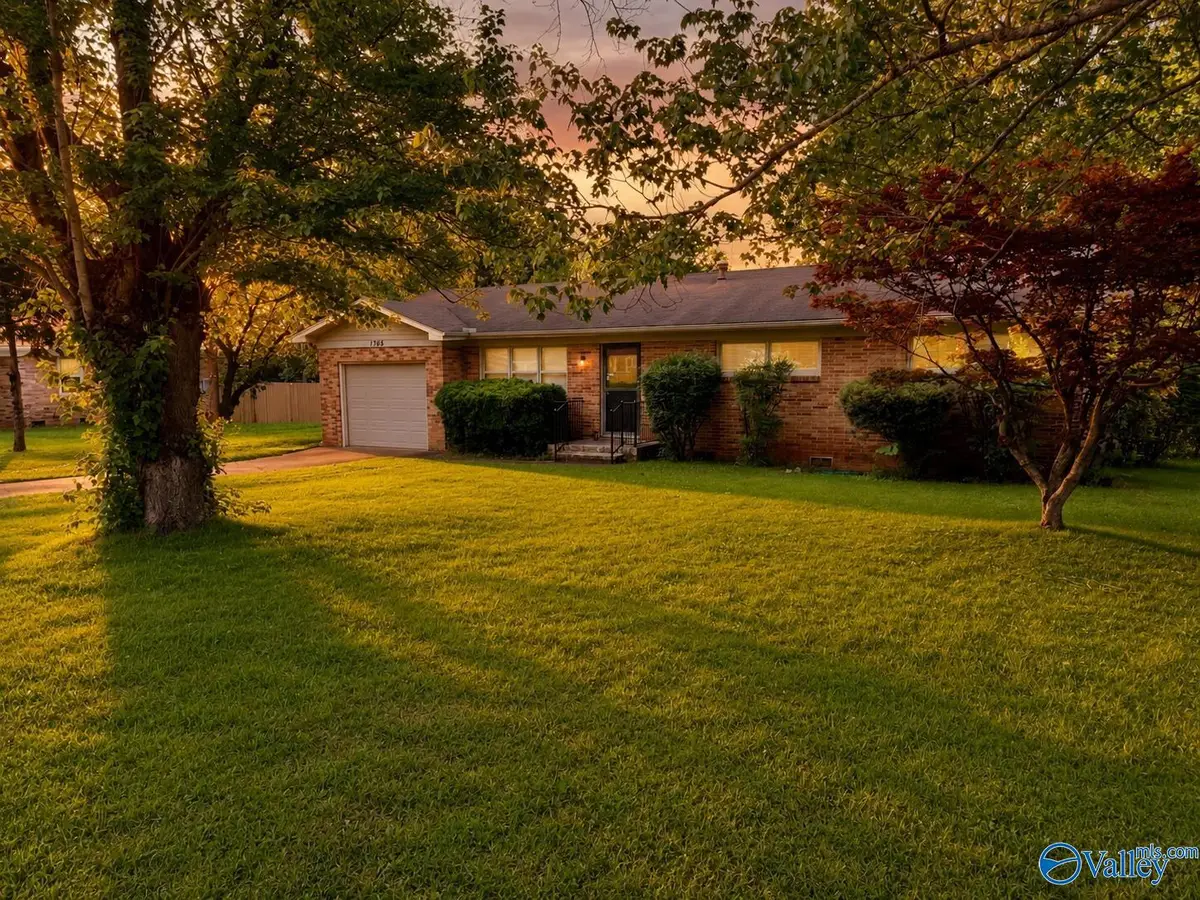 1706 Club View Drive Nw, Huntsville, AL 35816 - #1