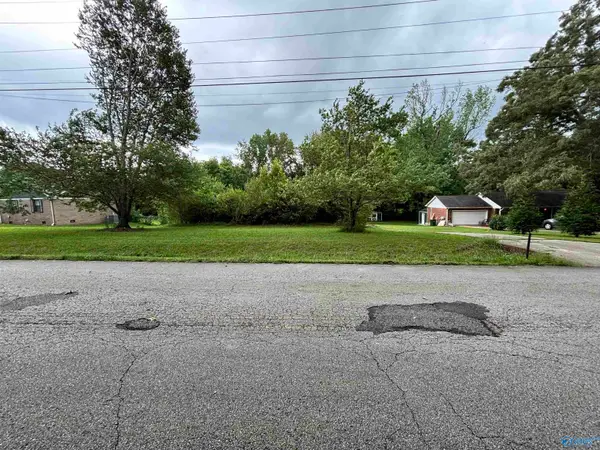 368 Little Lones Road, Huntsville, AL 35811