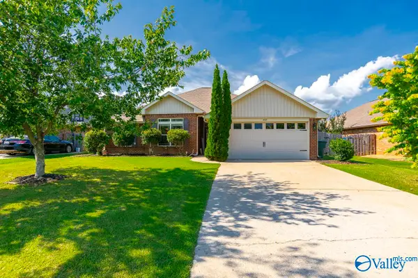 4621 Carrington Blvd Se, Owens Cross Roads, AL 35763