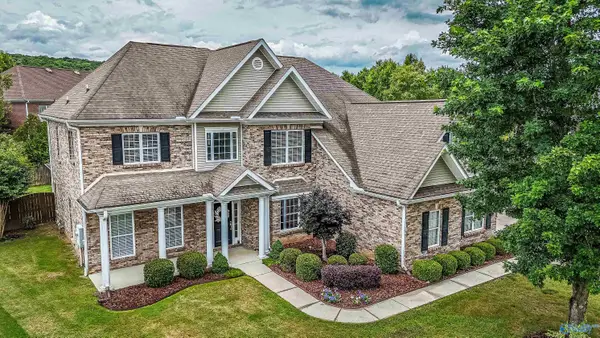 7002 Greystone Lane Se, Owens Cross Roads, AL 35763