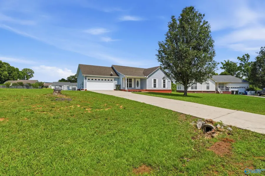 111 Tanner Cove Circle, New Market, AL 35761 - #3
