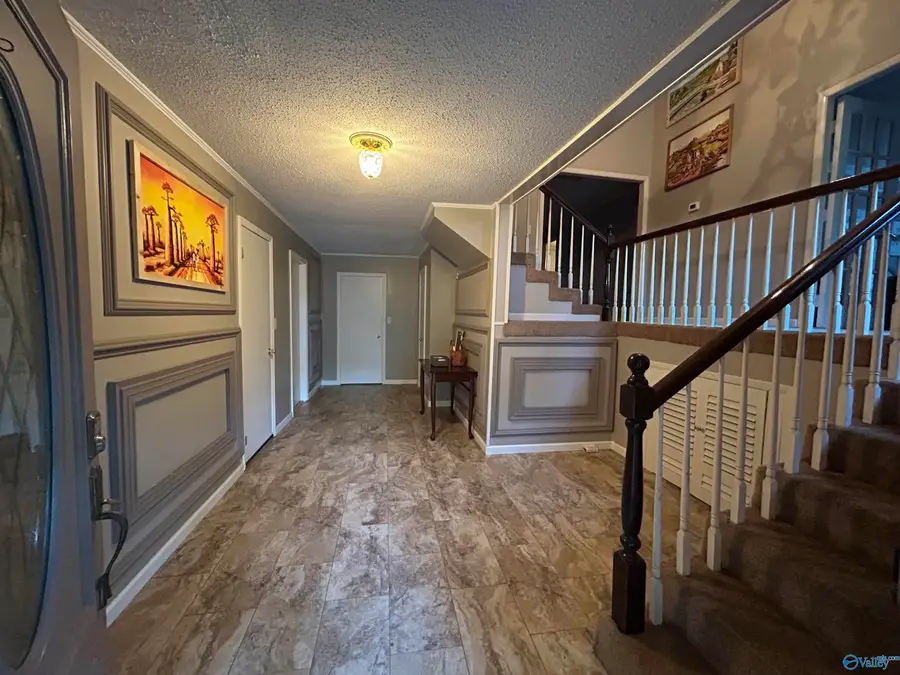 630 Carolyn Court, Gadsden, AL 35901 - #3