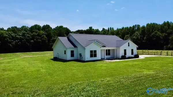 64 S Elliot Road, Ardmore, TN 38449
