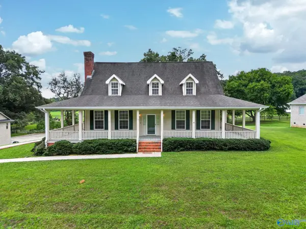 73 Tomahawk Circle, Guntersville, AL 35976
