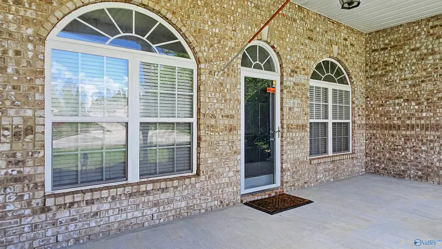 133 Virginia Fern Circle Nw, Madison, AL 35757 - #3