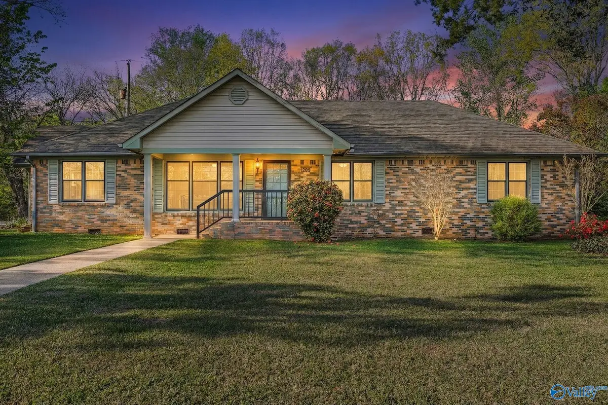 1209 Griffin Road, Hartselle, AL 35640 - #1