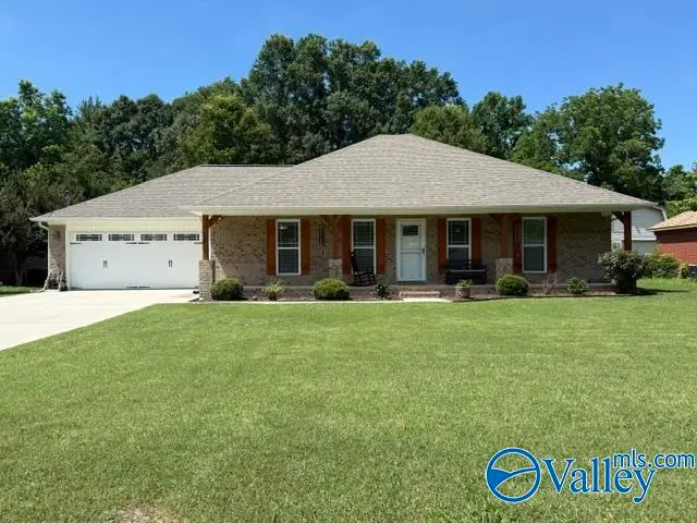 709 Cindy Street Ne, Hartselle, AL 35640 - #1