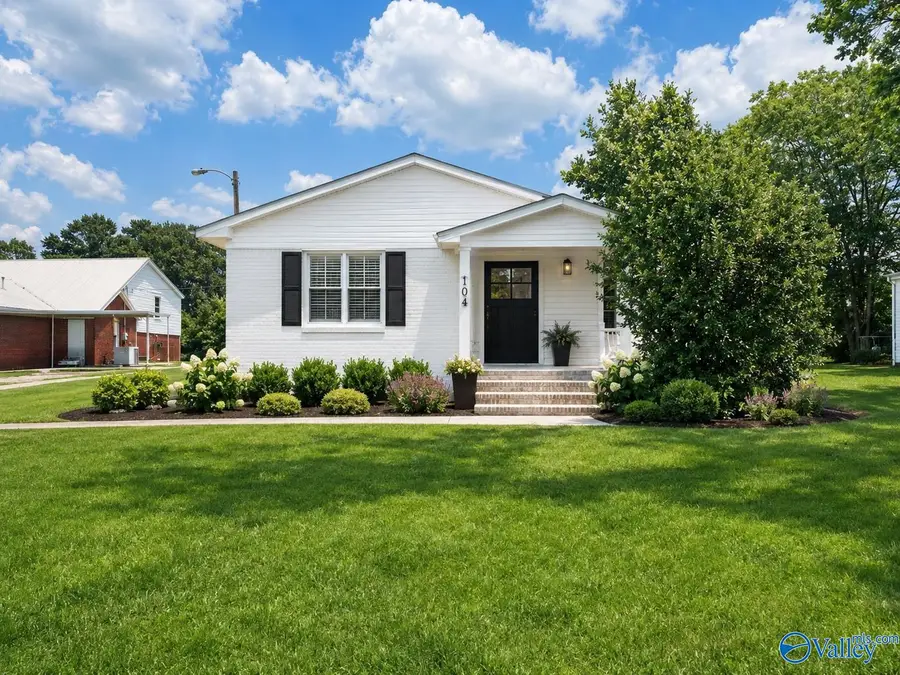 409 Magnolia Avenue, Anniston, AL 36201 - #2