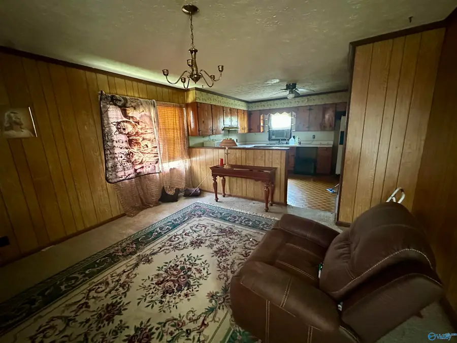 409 Magnolia Avenue, Anniston, AL 36201 - #3