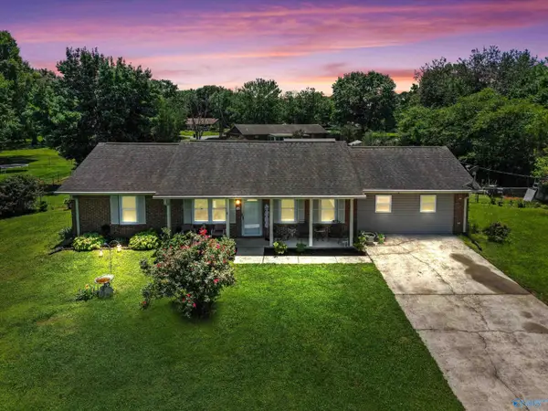 1055 Coleman Road, New Market, AL 35761