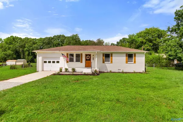 5006 Shaun Circle, Huntsville, AL 35811