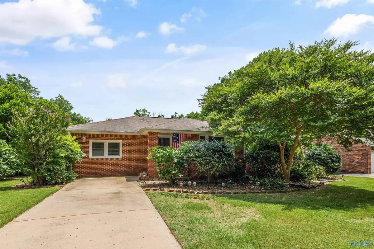 7302 Chadwell Road, Huntsville, AL 35802 - #1