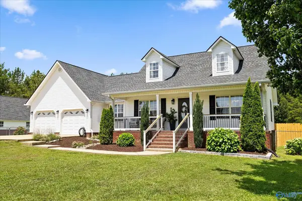 123 Plainview Drive, Rogersville, AL 35652