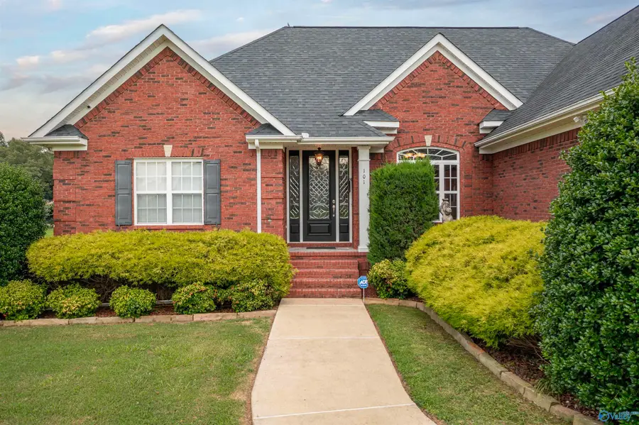 101 Jessica Lane, Gadsden, AL 35903 - #3