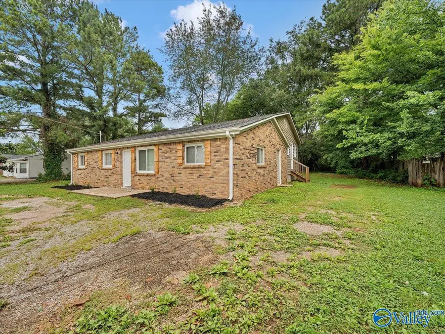 1907 Catchings Drive Nw, Huntsville, AL 35806 - #2