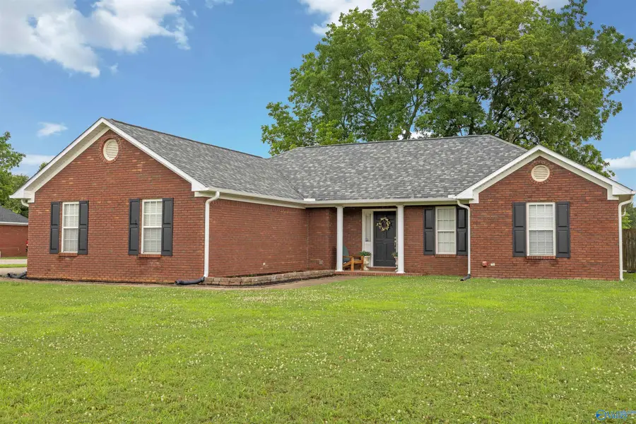 111 Gin Creek Crossing, Decatur, AL 35603 - #2