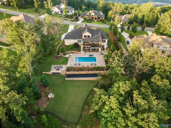 19 Watson Grande Way Se, Owens Cross Roads, AL 35763