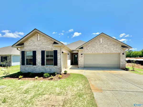 7214 Maple Creek Drive Se, Owens Cross Roads, AL 35763