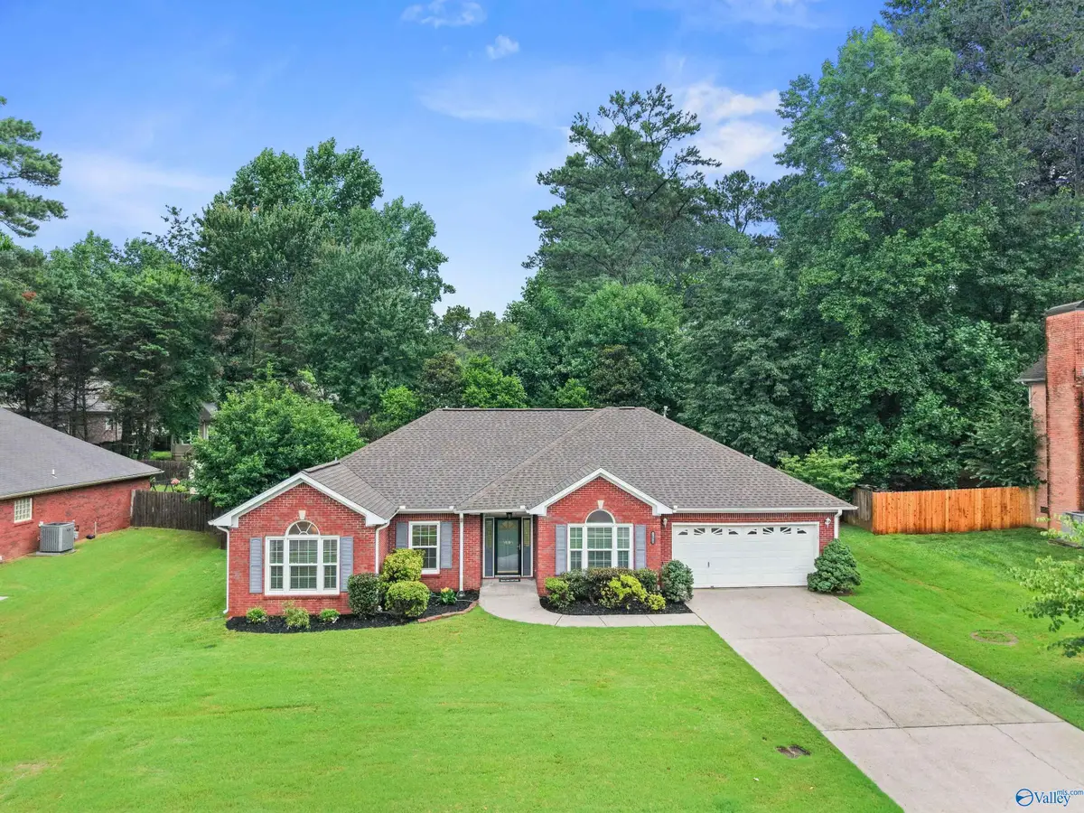 1693 Longleaf Drive Nw, Huntsville, AL 35806 - #1