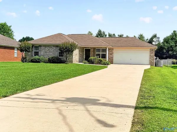 327 Shady Lane, Hazel Green, AL 35750