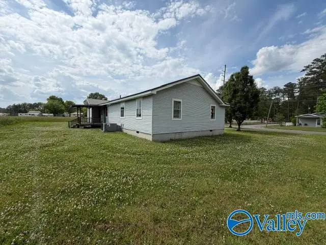 2734 South 11th Street, Gadsden, AL 35904 - #3