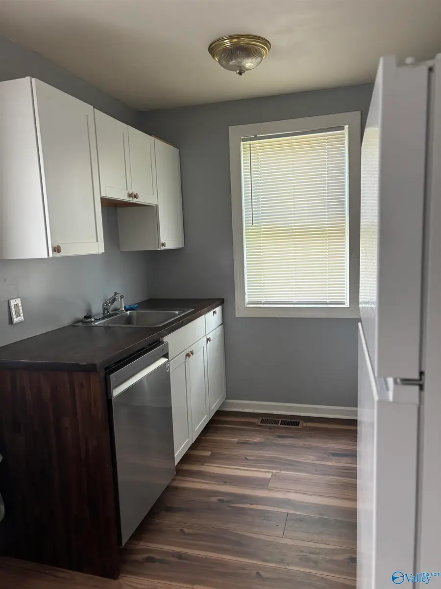 1011 Parklane Street Nw, Huntsville, AL 35816 - #3