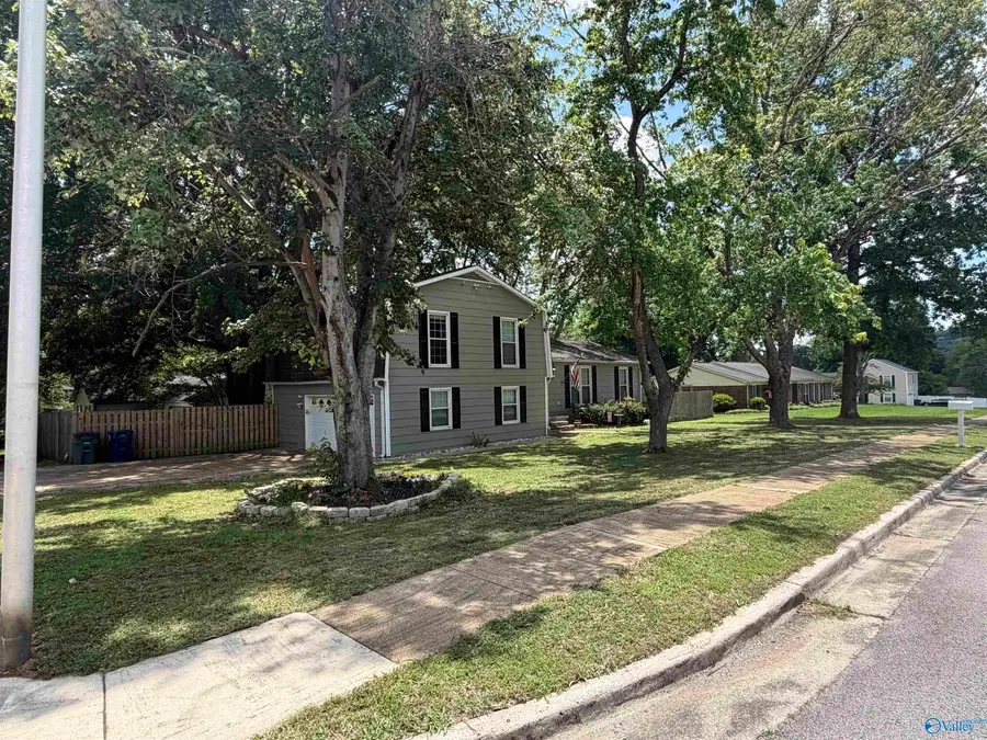 1208 Siniard Drive Se, Huntsville, AL 35803 - #2
