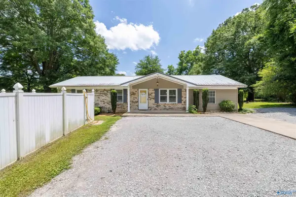350 Lakeview Drive, Hamilton, AL 35570
